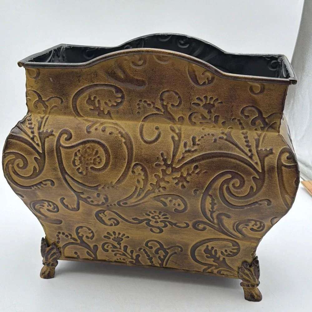 Vintage Ornate Tuscan Style Cachepot/Planter Mustard Gold Color French Style